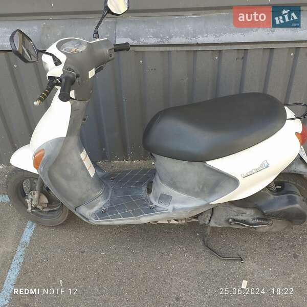 Скутер Suzuki Lets 4 2012 в Киеве Скутер Suzuki Lets 4 2012 в Киеве