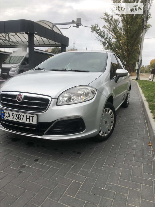 Седан Fiat Linea 2013 в Киеве Седан Fiat Linea 2013 в Киеве