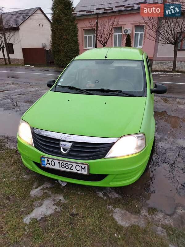 Универсал Dacia Logan MCV 2009 в Мукачево