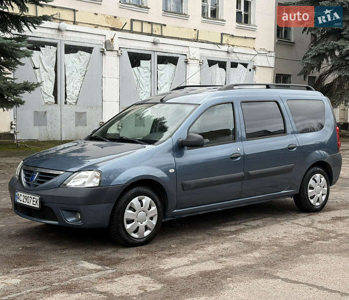 Седан Dacia Logan 2009 в Желтых Водах