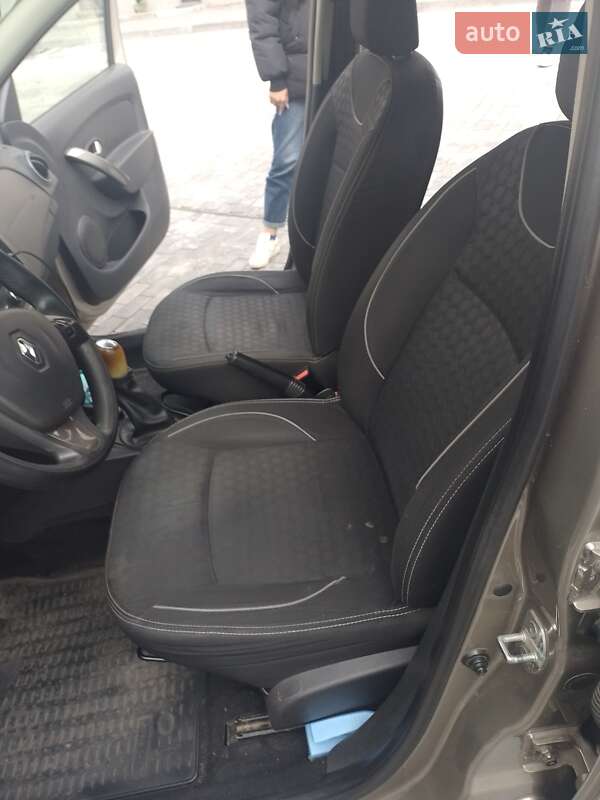 Універсал Renault Logan 2014 в Сарнах Універсал Renault Logan 2014 в Сарнах