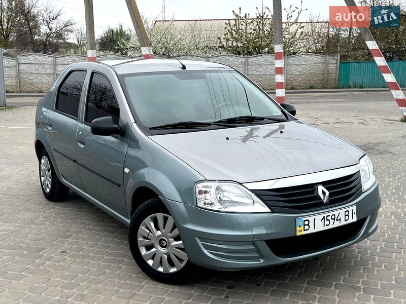 Седан Renault Logan 2010 в Кременчуці