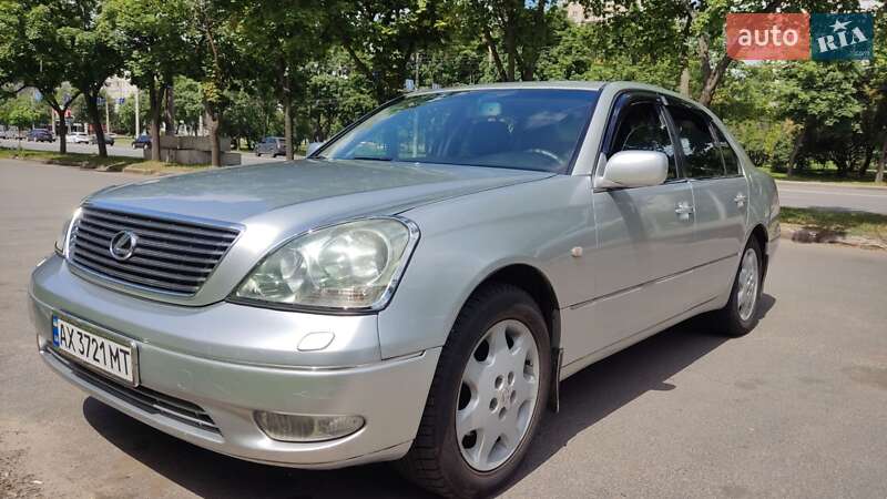 Седан Lexus LS 2001 в Сумах