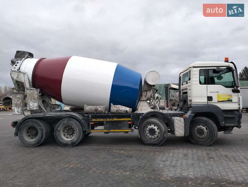 Бетономешалка (Миксер) Liebherr LT 2012 в Бурштыне