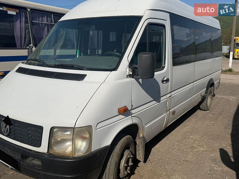Мікроавтобус Volkswagen LT 2000 в Виноградові