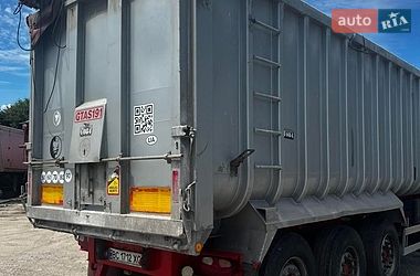 Зерновоз - полуприцеп Fruehauf LTD/WAD 2003 в Красном