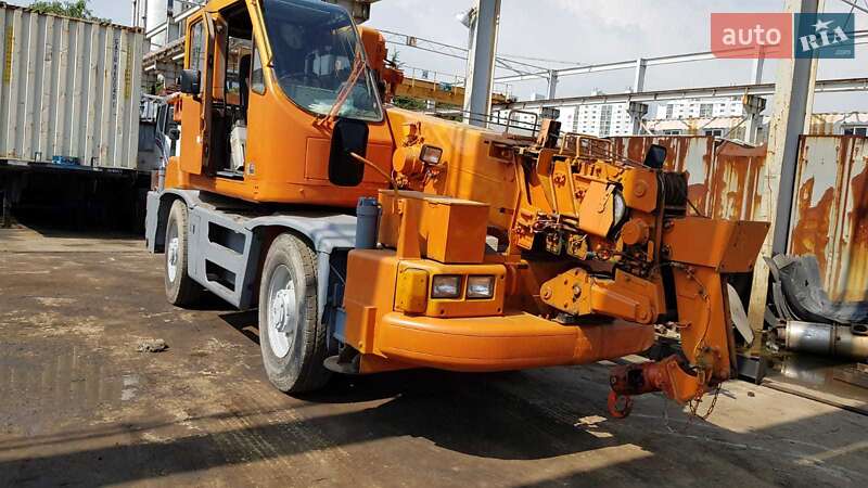 Автокран Komatsu LW 1993 в Одессе