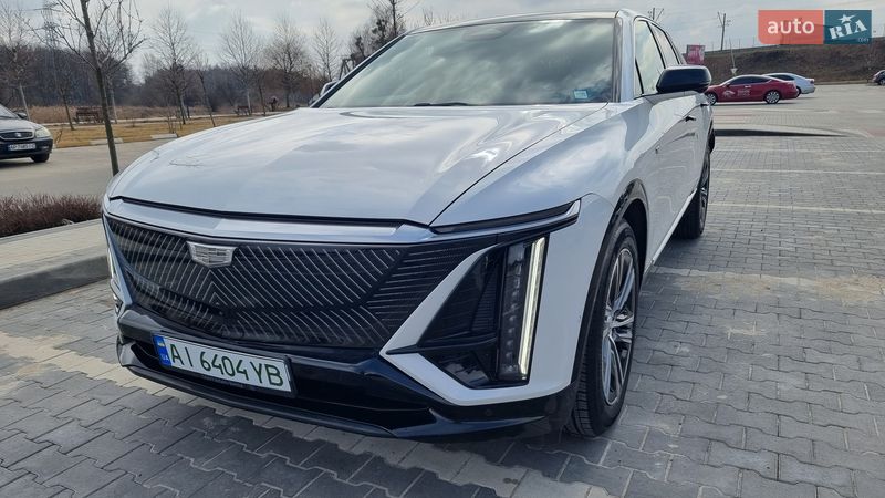 Внедорожник / Кроссовер Cadillac Lyriq 2024 в Киеве