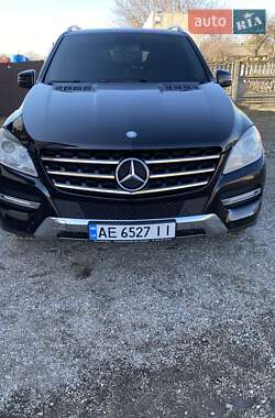 Внедорожник / Кроссовер Mercedes-Benz M-Class 2011 в Росошанах