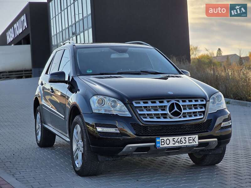 Позашляховик / Кросовер Mercedes-Benz M-Class 2010 в Тернополі