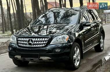 Внедорожник / Кроссовер Mercedes-Benz M-Class 2009 в Киеве