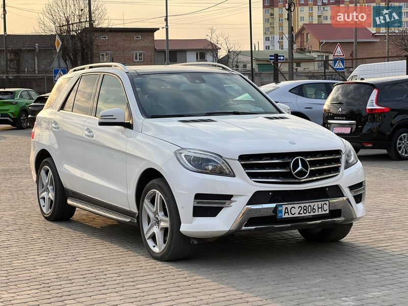 Внедорожник / Кроссовер Mercedes-Benz M-Class 2013 в Луцке