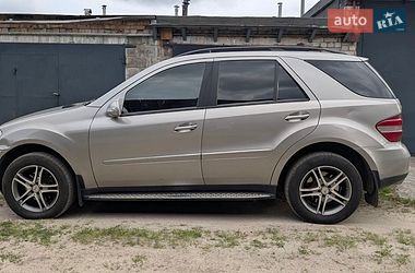 Позашляховик / Кросовер Mercedes-Benz M-Class 2005 в Києві