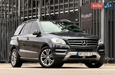 Позашляховик / Кросовер Mercedes-Benz M-Class 2012 в Києві