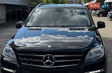 Позашляховик / Кросовер Mercedes-Benz M-Class 2013 в Броварах