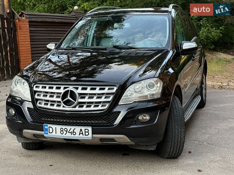 Внедорожник / Кроссовер Mercedes-Benz M-Class 2009 в Вараше Внедорожник / Кроссовер Mercedes-Benz M-Class 2009 в Вараше