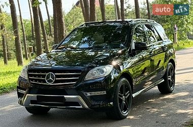 Позашляховик / Кросовер Mercedes-Benz M-Class 2012 в Києві
