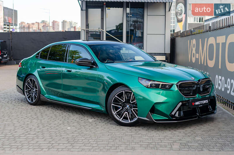 Седан BMW M5 2024 в Киеве Седан BMW M5 2024 в Киеве