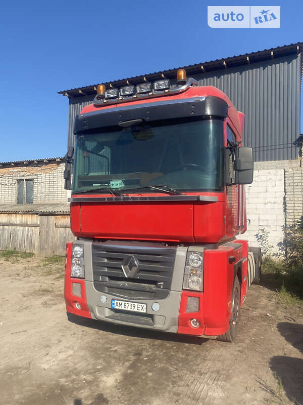 Тягач Renault Magnum 2009 в Овруче Тягач Renault Magnum 2009 в Овруче