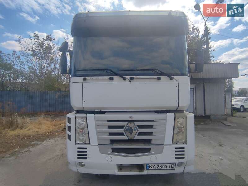 Тягач Renault Magnum 2005 в Киеве