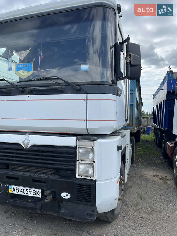 Зерновоз Renault Magnum 1998 в Лохвице