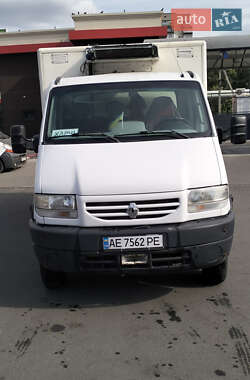 Рефрижератор Renault Mascott 2002 в Днепре