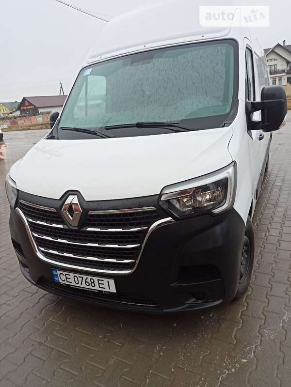 Вантажний фургон Renault Master 2019 в Чернівцях