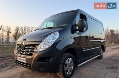 Грузовой фургон Renault Master 2016 в Дубно