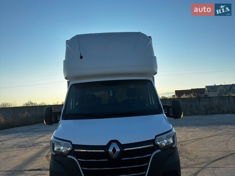 Грузовой фургон Renault Master 2022 в Ужгороде