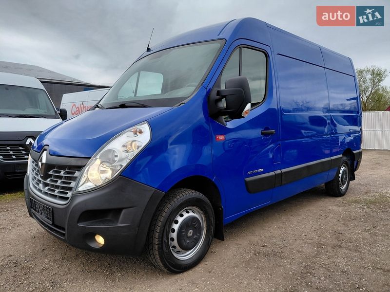 Вантажний фургон Renault Master 2017 в Івано-Франківську