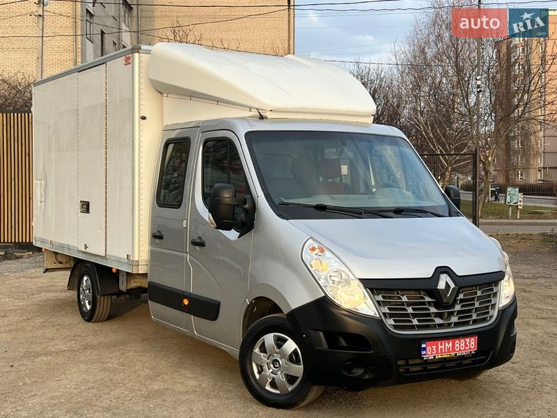 Вантажний фургон Renault Master 2015 в Луцьку