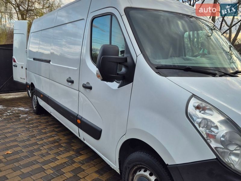 Вантажний фургон Renault Master 2015 в Конотопі
