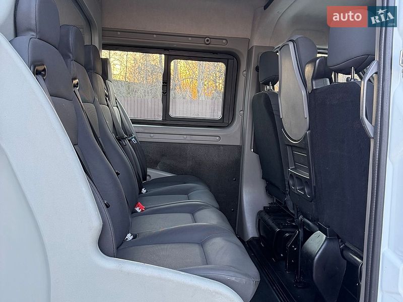 Вантажопасажирський фургон Renault Master 2017 в Дубні