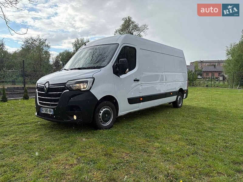 Грузовой фургон Renault Master 2022 в Радивилове