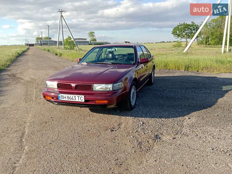 Седан Nissan Maxima 1993 в Черноморске