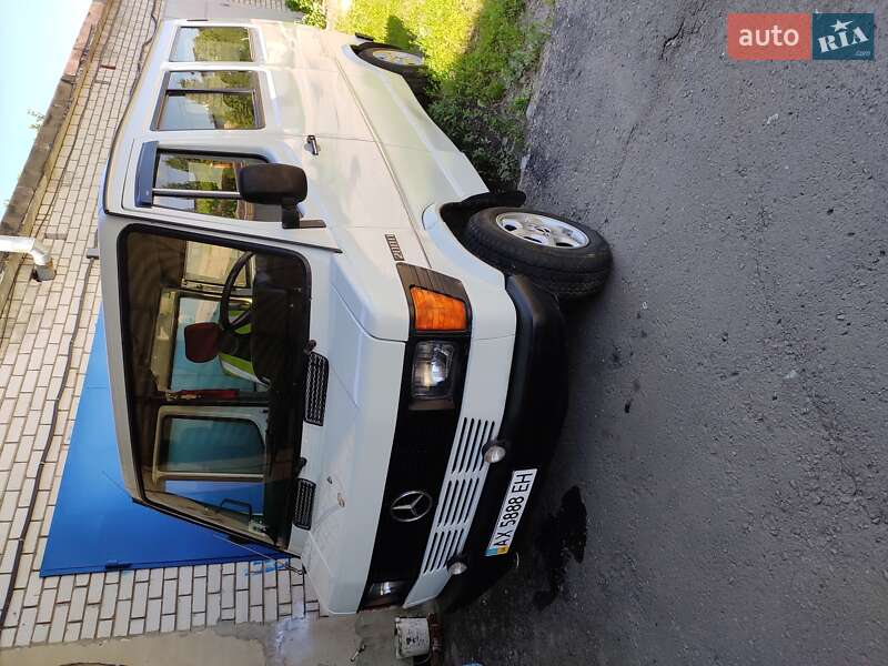 Минивэн Mercedes-Benz MB-Class 1990 в Харькове