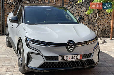 Позашляховик / Кросовер Renault Megane E-Tech Electric 2022 в Мукачевому