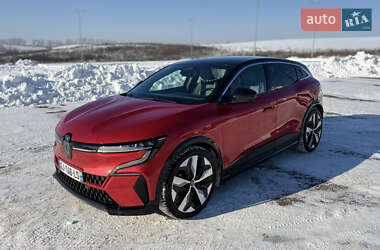 Позашляховик / Кросовер Renault Megane E-Tech Electric 2022 в Рівному