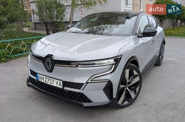 Позашляховик / Кросовер Renault Megane E-Tech Electric 2022 в Звягелі