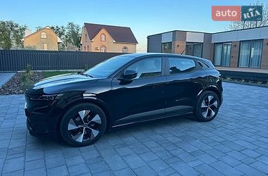 Внедорожник / Кроссовер Renault Megane E-Tech Electric 2023 в Дубно