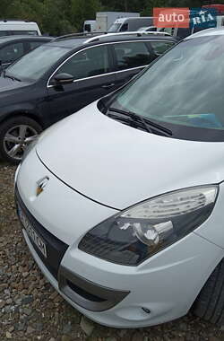 Минивэн Renault Megane Scenic 2011 в Черновцах