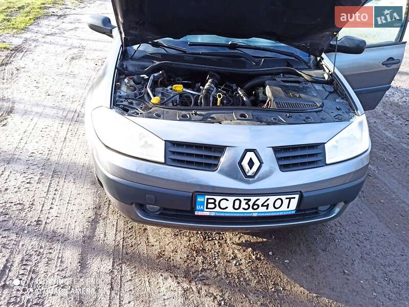 Хэтчбек Renault Megane 2004 в Львове