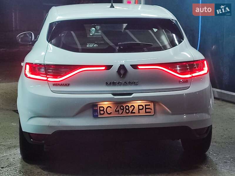Хэтчбек Renault Megane 2016 в Львове