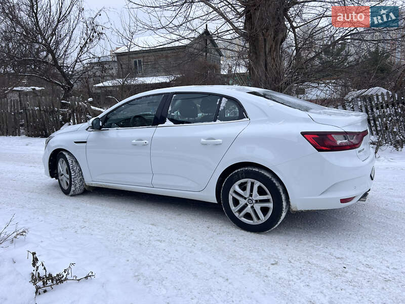 Седан Renault Megane 2017 в Киеве