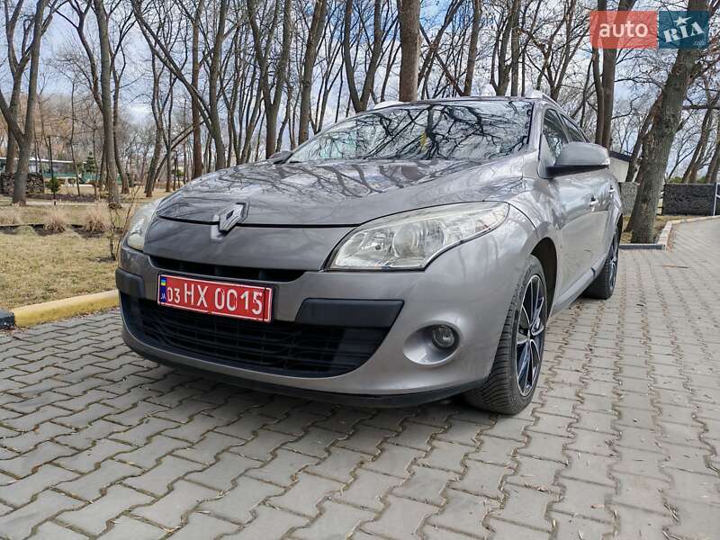 Универсал Renault Megane 2010 в Александрие