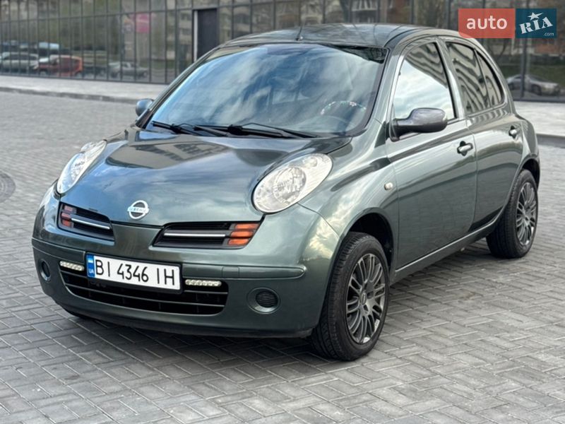 Хэтчбек Nissan Micra 2004 в Днепре