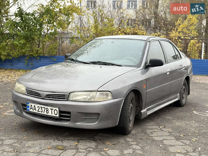 Седан Mitsubishi Mirage 2001 в Киеве Седан Mitsubishi Mirage 2001 в Киеве