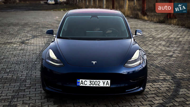 Седан Tesla Model 3 2018 в Луцьку Седан Tesla Model 3 2018 в Луцьку