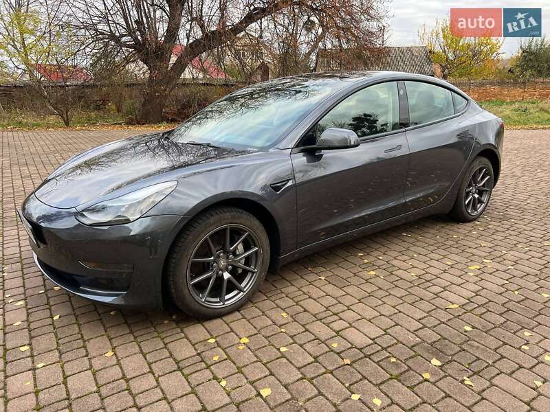 Седан Tesla Model 3 2023 в Виннице Седан Tesla Model 3 2023 в Виннице