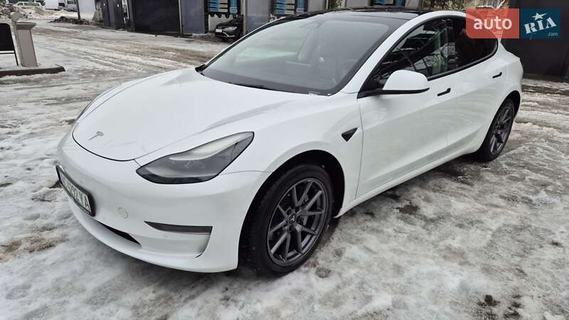 Седан Tesla Model 3 2022 в Луцьку Седан Tesla Model 3 2022 в Луцьку